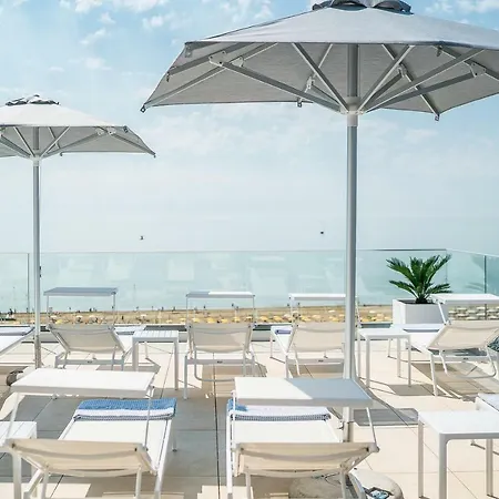 Lägenhetshotell Adriatica Lignano Sabbiadoro