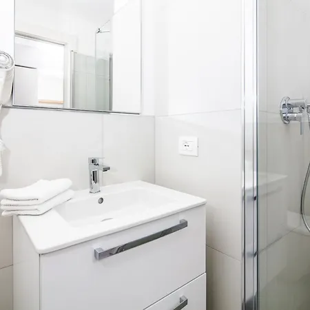 Aparthotel Adriatica 3*