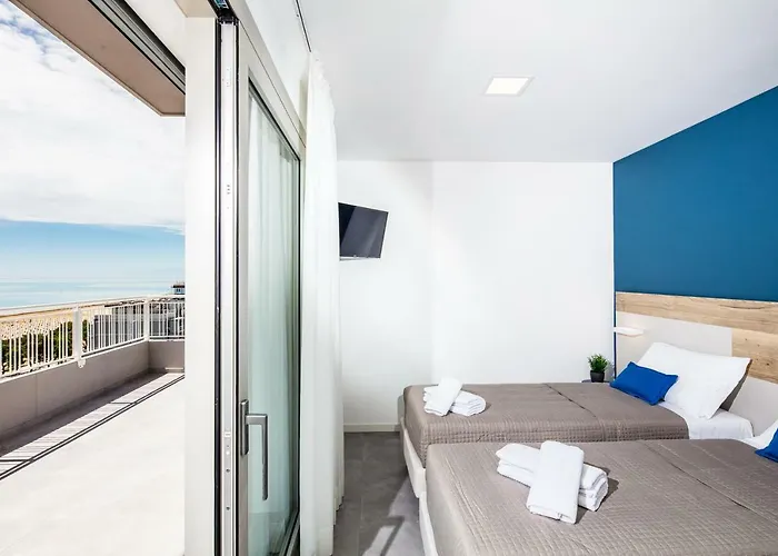 Adriatica Ξενοδοχείο με διαμερίσματα 3*