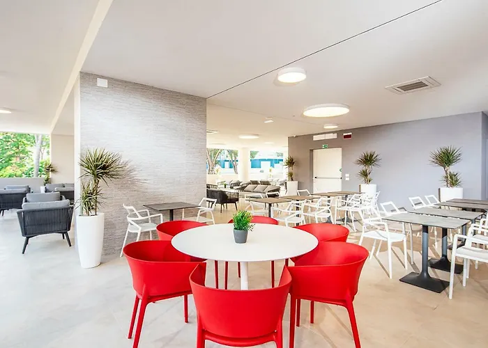 Ξενοδοχείο με διαμερίσματα Adriatica